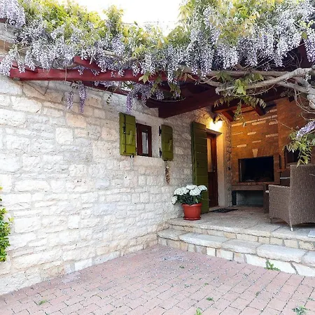 Casa Rustica Dva Baladura Bed & Breakfast
