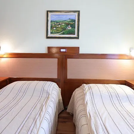 Casa Rustica Dva Baladura Bed and Breakfast Kanfanar