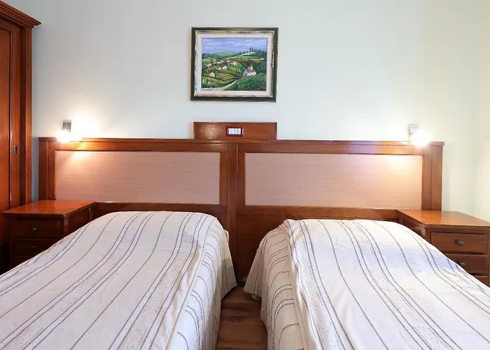 Casa Rustica Dva Baladura B&B 칸파나르